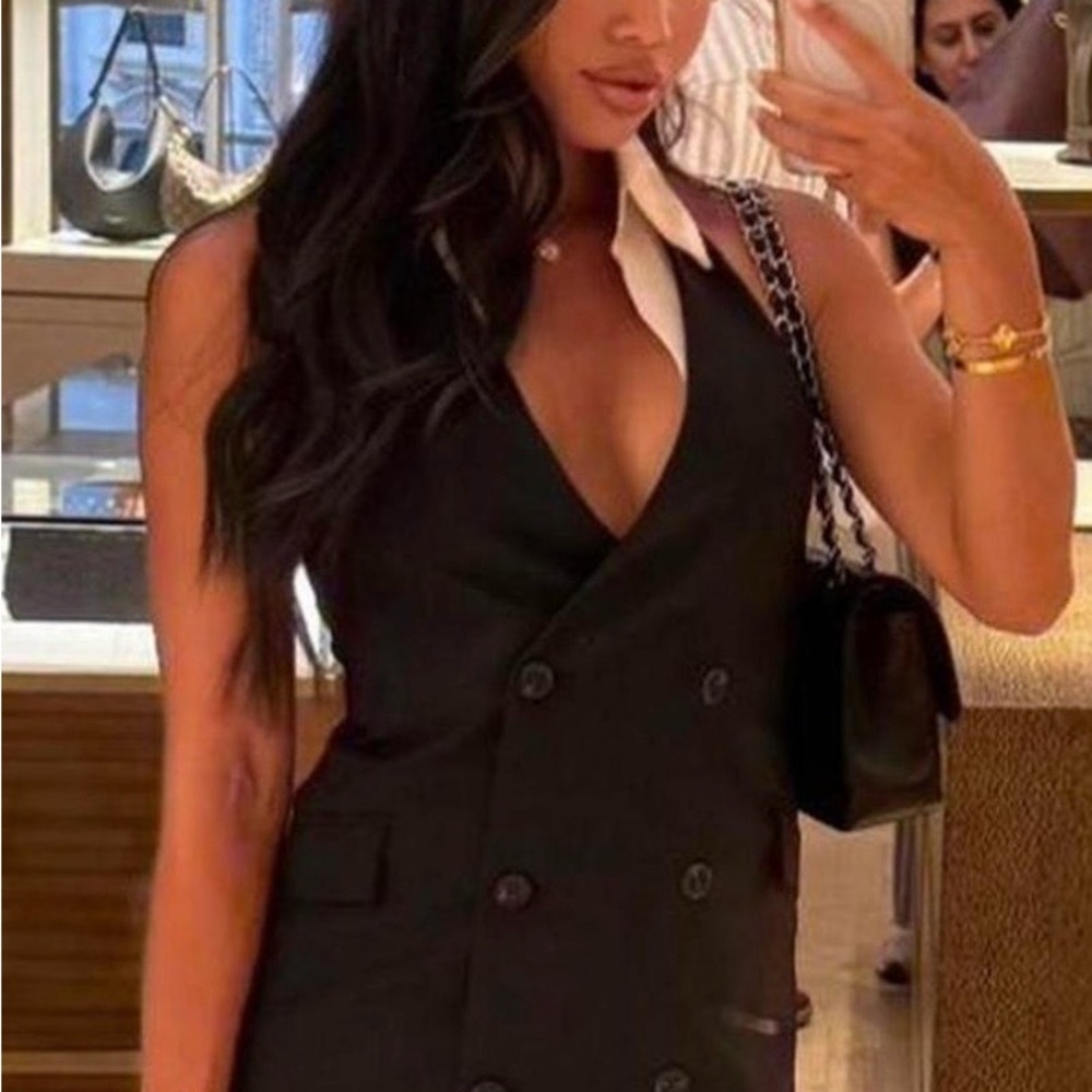Fashion Nova Black Sleeveless Dress